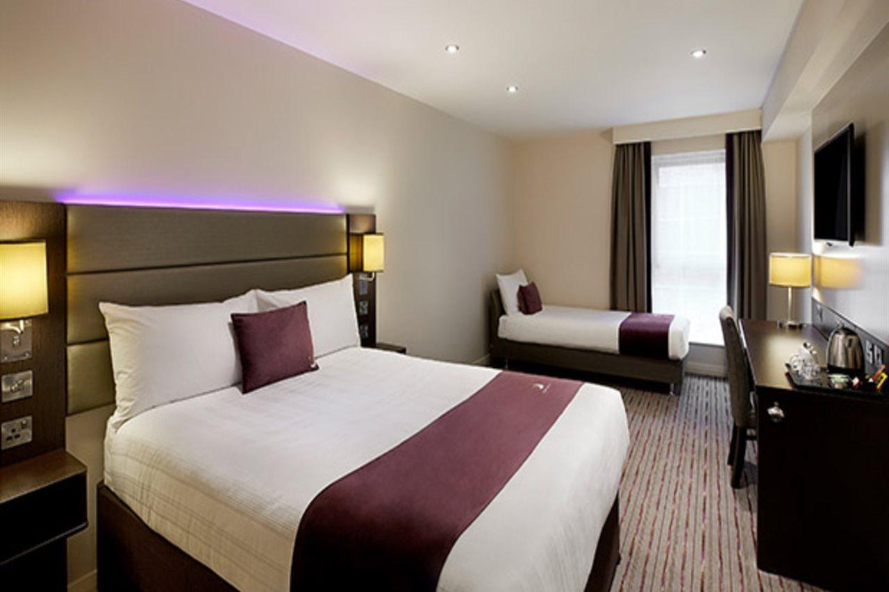 Premier Inn Horsham Eksteriør billede