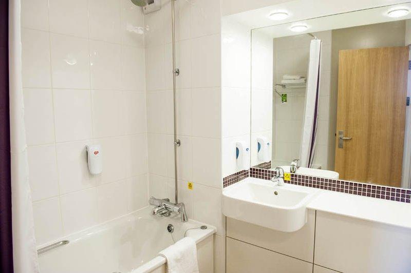 Premier Inn Horsham Eksteriør billede